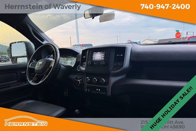 Used 2024 RAM 2500 Tradesman w/ Chrome Appearance Group image 26