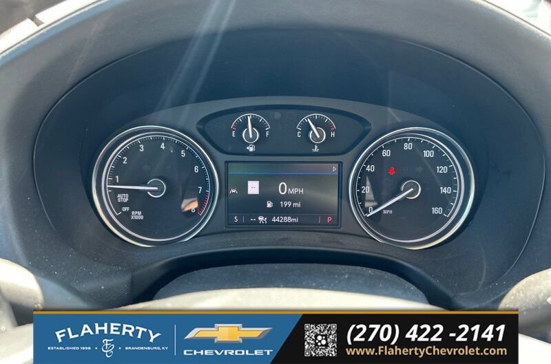 Used 2023 Buick Enclave Essence w/ Experience Buick Package FWD image 5