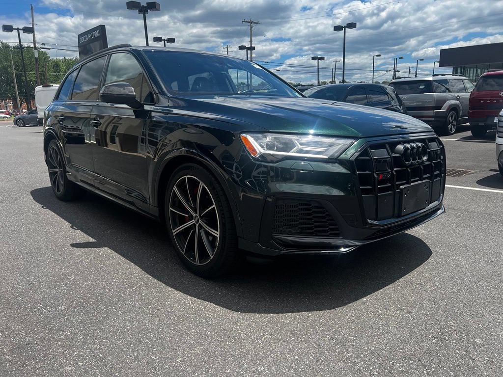 Used 2022 Audi SQ7 Prestige AWD/4WD image 5