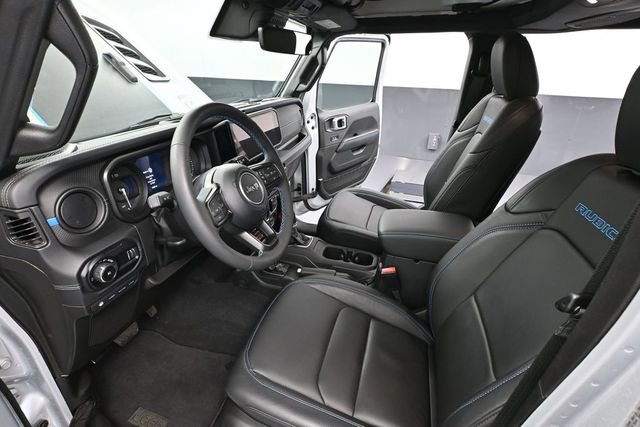 Used 2024 Jeep Wrangler Unlimited Rubicon 4xe AWD/4WD image 25