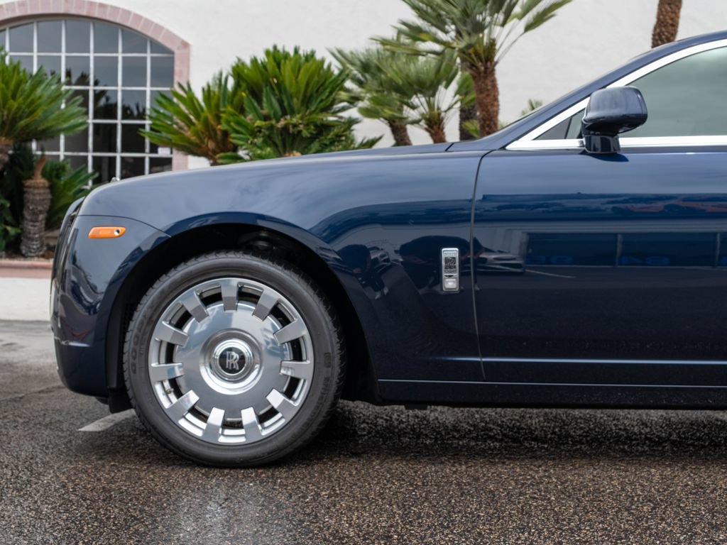 Used 2013 Rolls-Royce Ghost RWD image 12