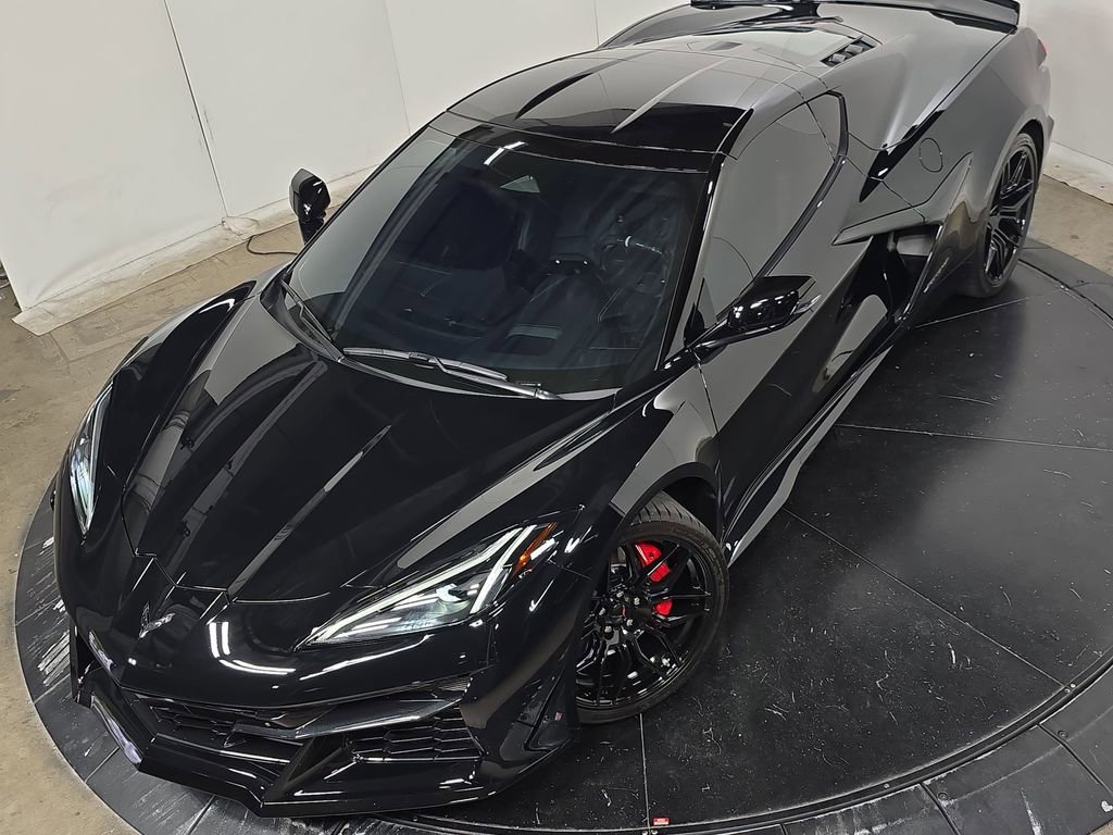Used 2025 Chevrolet Corvette Z06 w/ Stealth Interior Trim Package RWD image 31