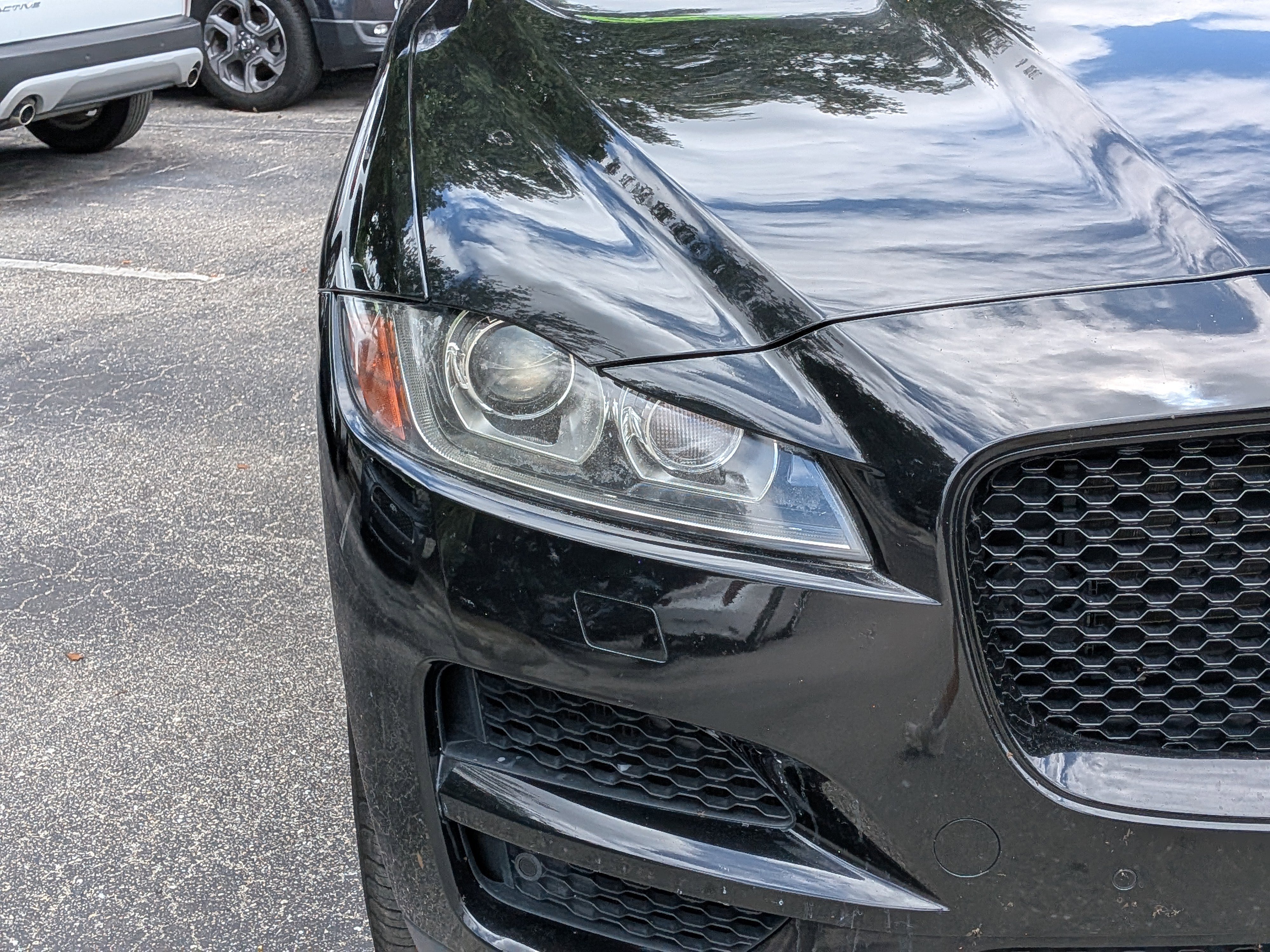 Used 2018 Jaguar F-PACE Prestige AWD/4WD image 9