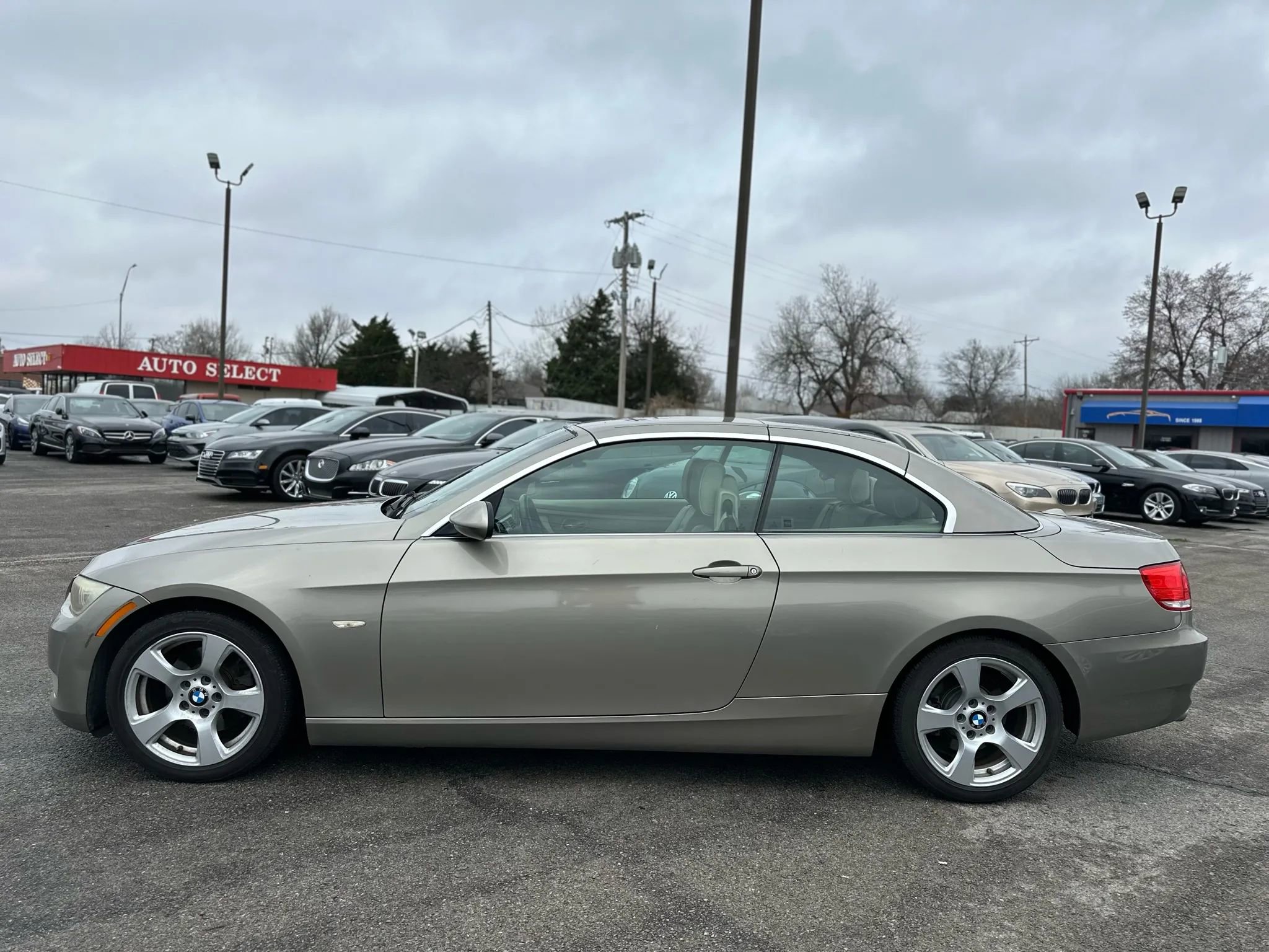 Used 2009 BMW 328i Convertible RWD image 16