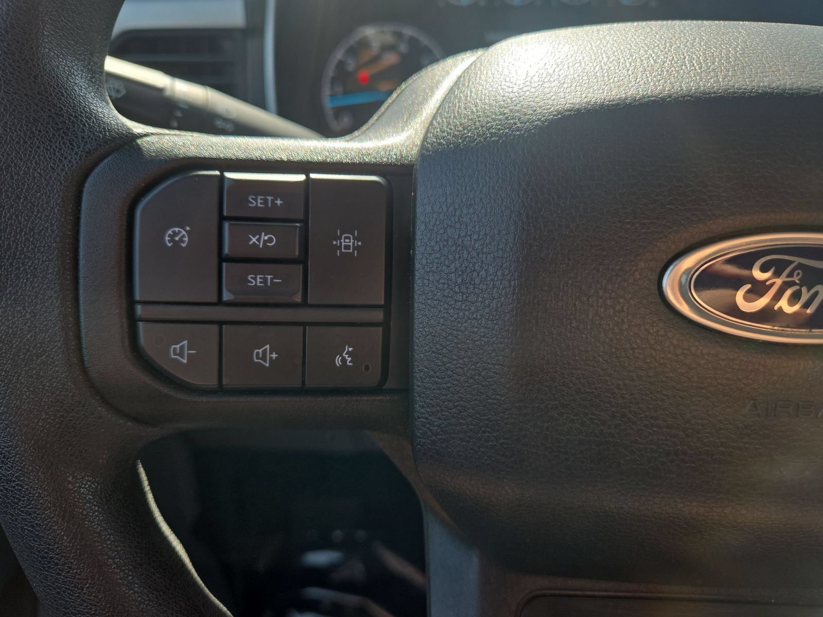 Used 2023 Ford F150 XLT AWD/4WD image 24