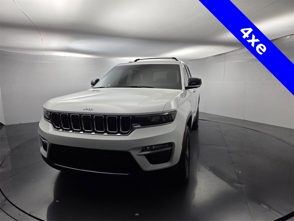 Used 2023 Jeep Grand Cherokee 4WD 4xe image 6