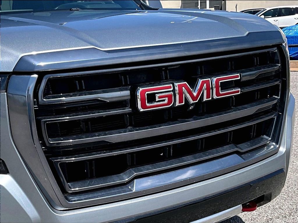 Used 2024 GMC Yukon AT4 w/ AT4 Premium Package AWD/4WD image 20