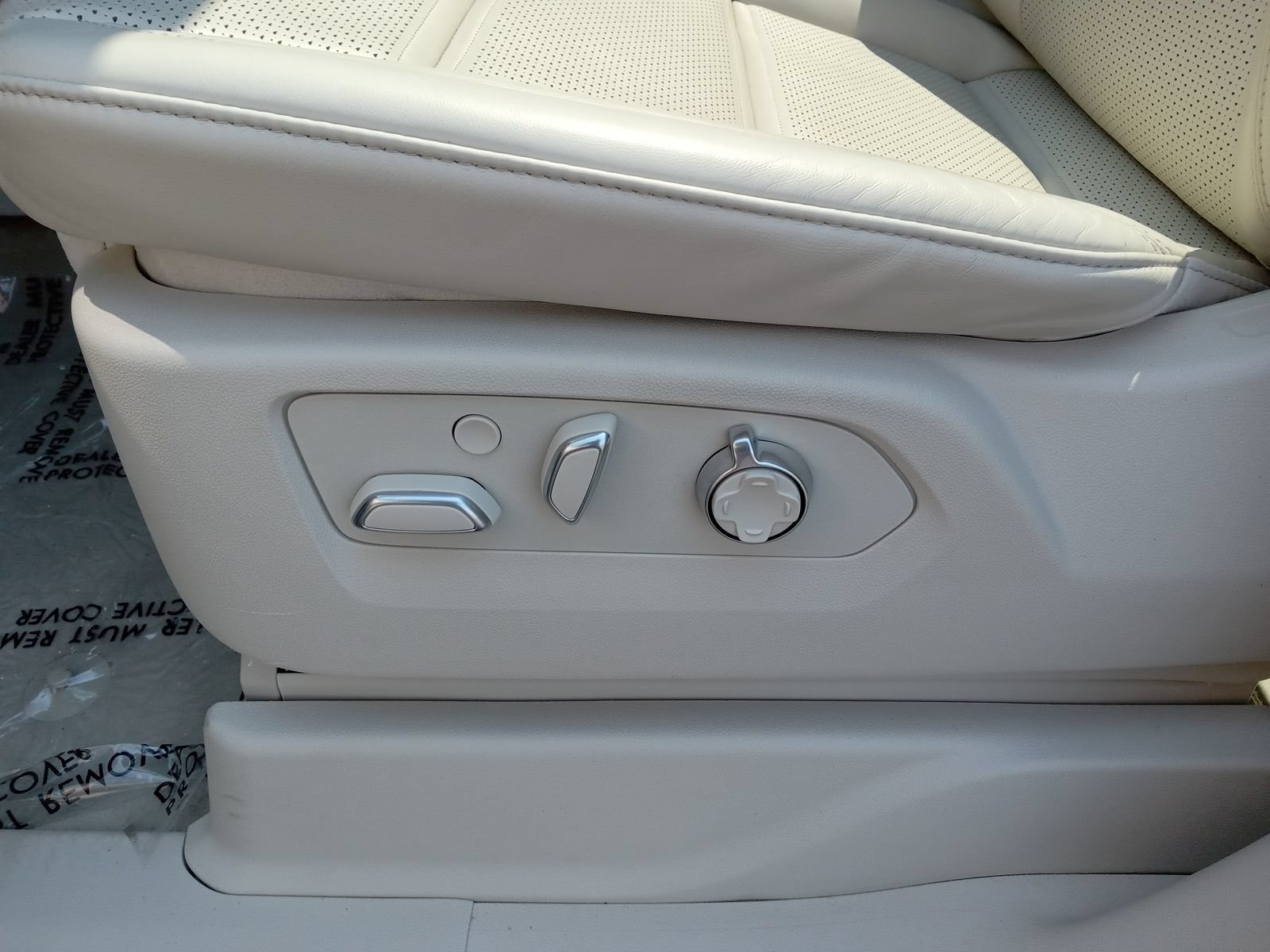 Certified 2026 Cadillac Escalade Platinum Sport AWD/4WD image 20