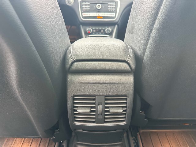 Used 2018 Mercedes-Benz GLA 250 4MATIC image 14