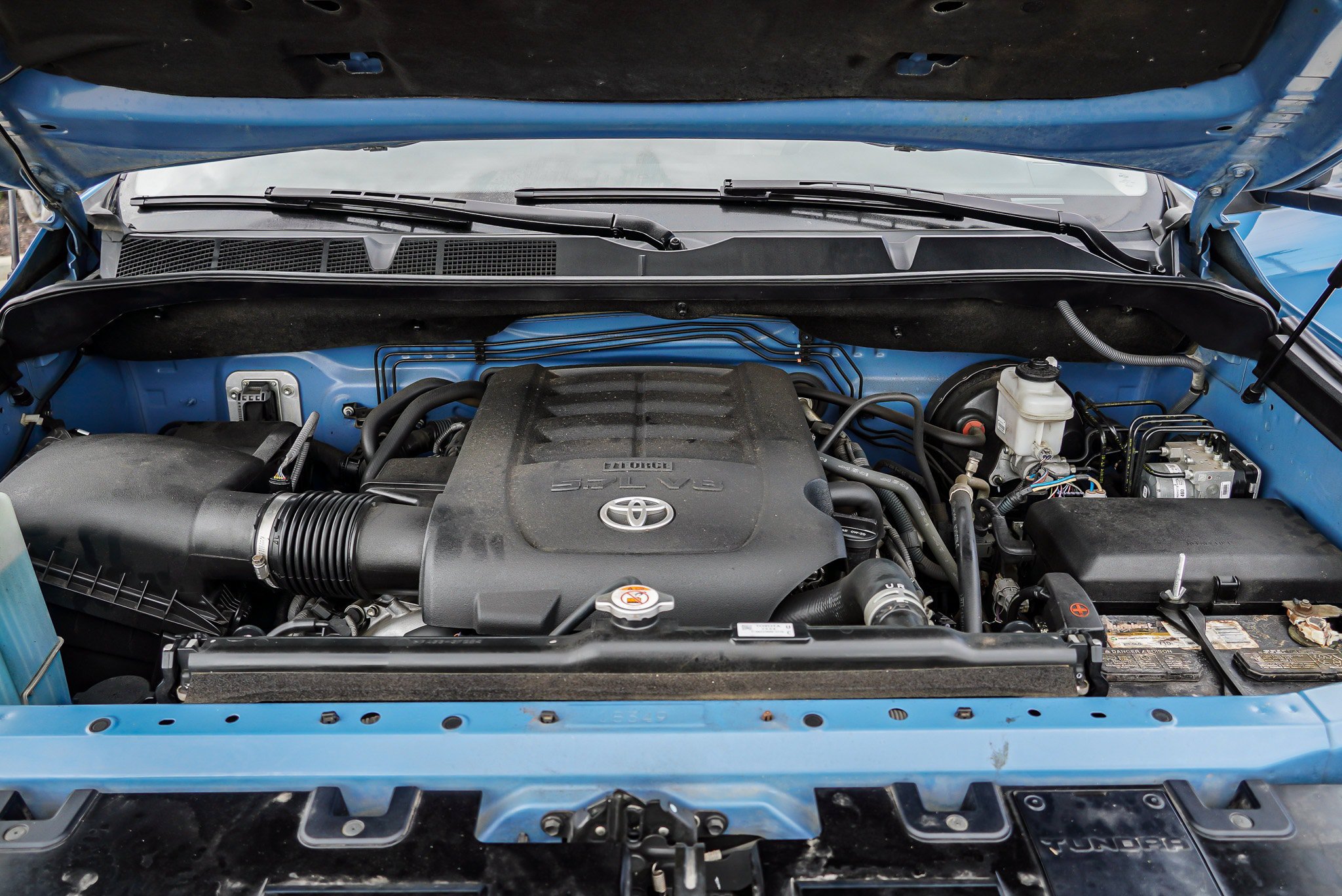 Used 2019 Toyota Tundra Limited w/ Limited Premium Package AWD/4WD image 16
