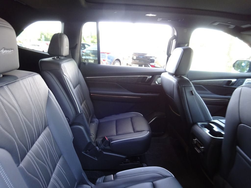 New 2026 Buick Enclave Avenir w/ Super Cruise Package FWD image 22