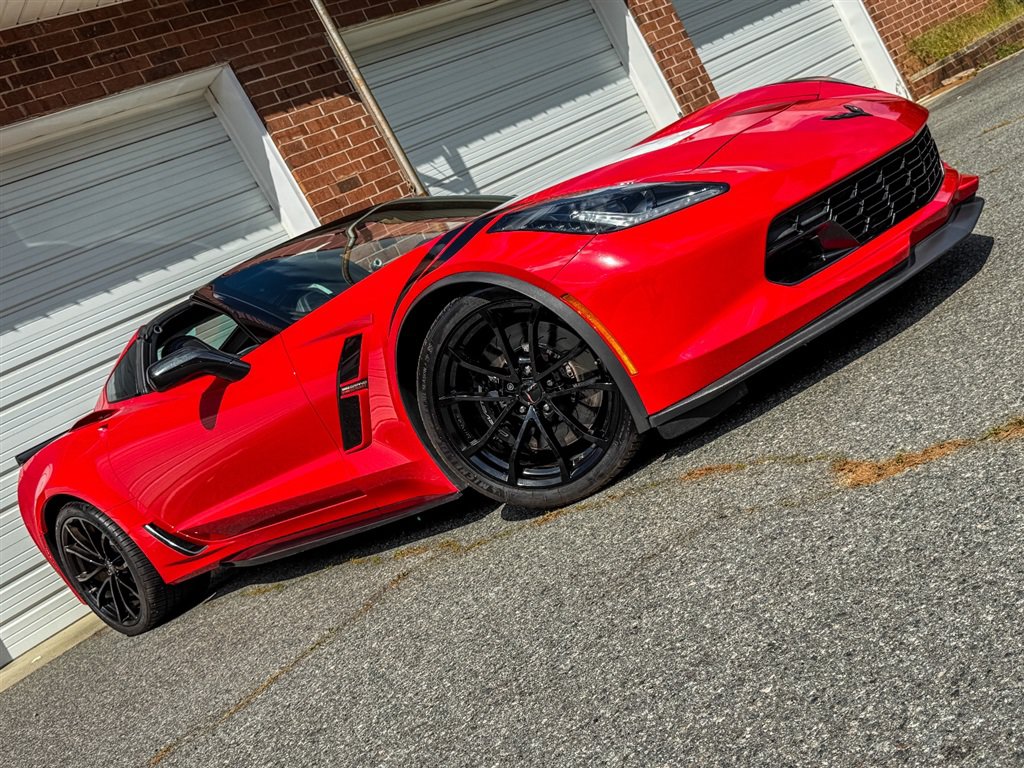 Used 2019 Chevrolet Corvette Grand Sport RWD image 33