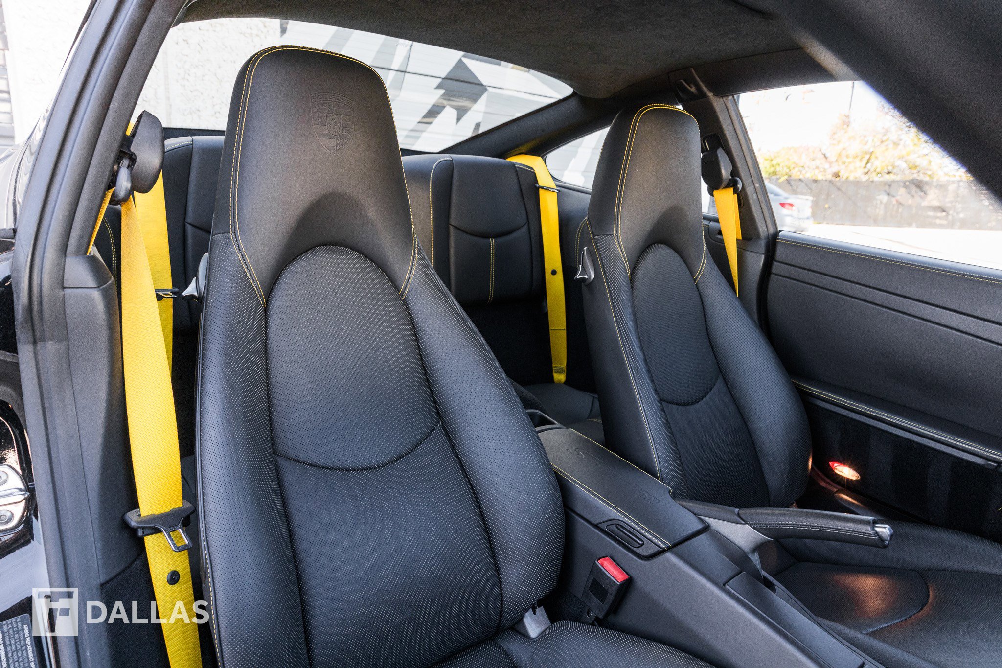 Used 2012 Porsche 911 Turbo S image 36