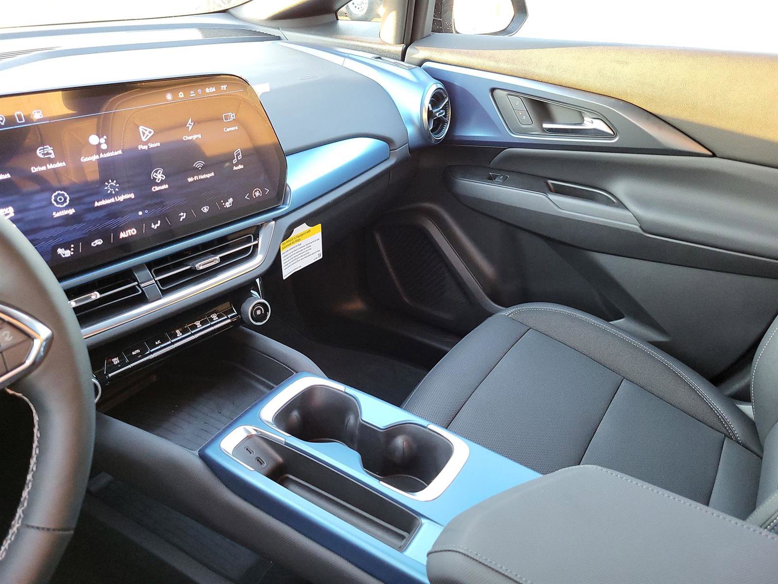 New 2024 Chevrolet Equinox EV LT image 15