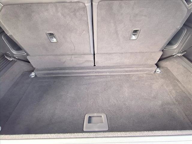 Used 2026 Rivian R1S Adventure image 6