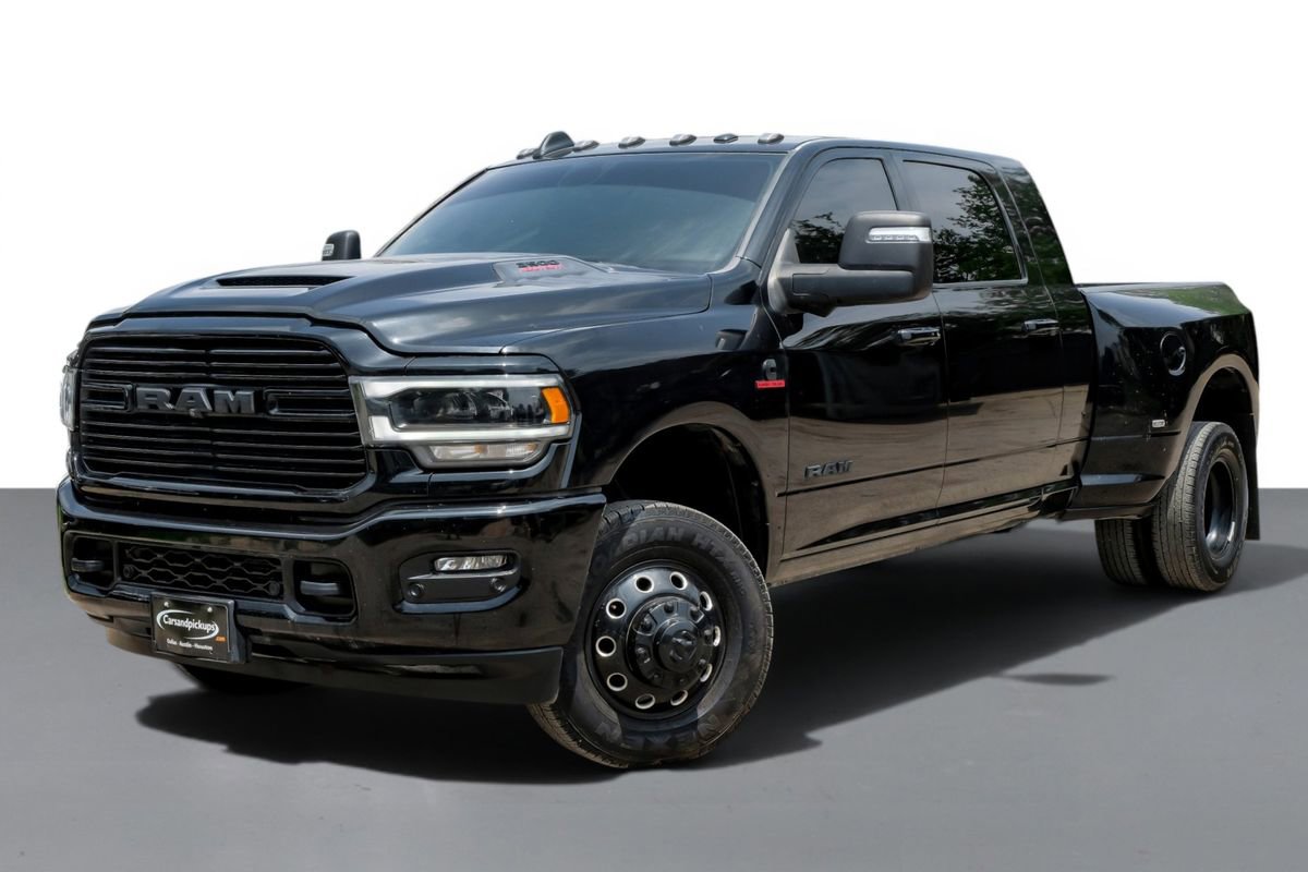 Used 2023 RAM 3500 Laramie w/ Night Edition AWD/4WD image 4