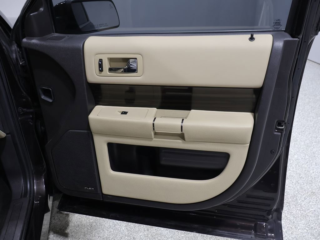 Used 2014 Ford Flex SEL w/ Equipment Group 202A image 24