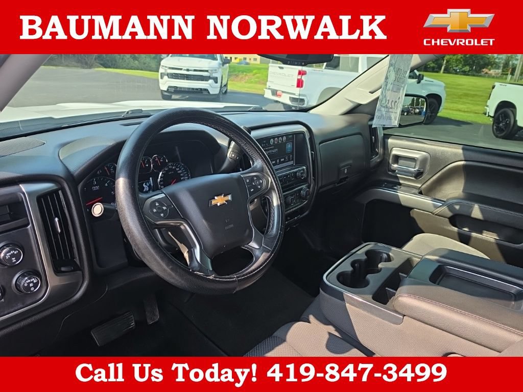 Used 2018 Chevrolet Silverado 1500 LT w/ All Star Edition AWD/4WD image 3
