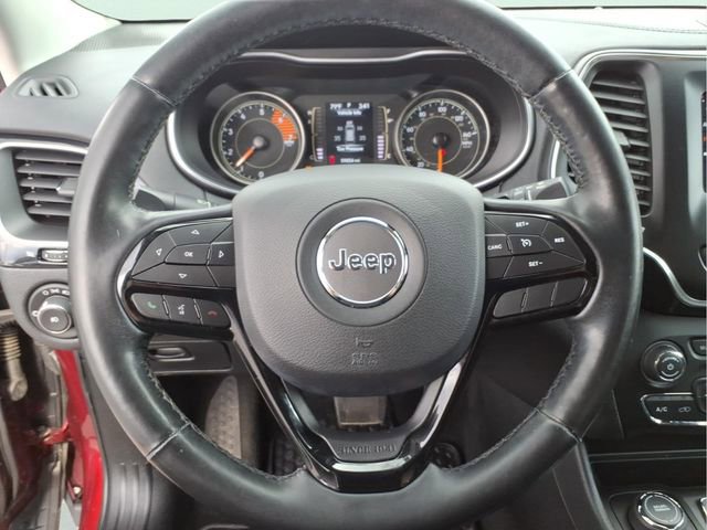 Used 2020 Jeep Cherokee Latitude Plus image 20