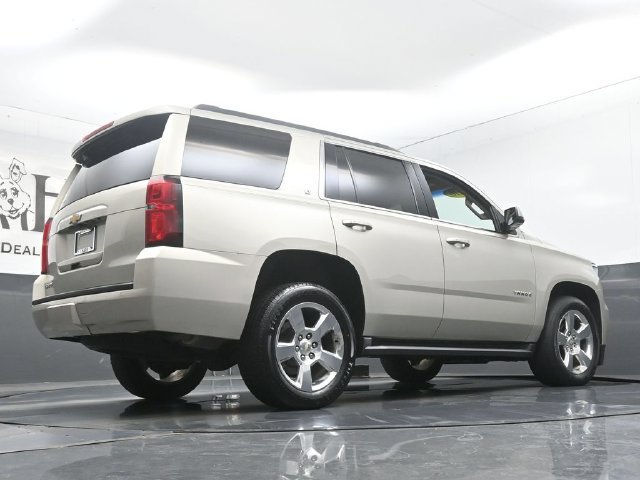 Used 2016 Chevrolet Tahoe LT w/ Luxury Package AWD/4WD image 38