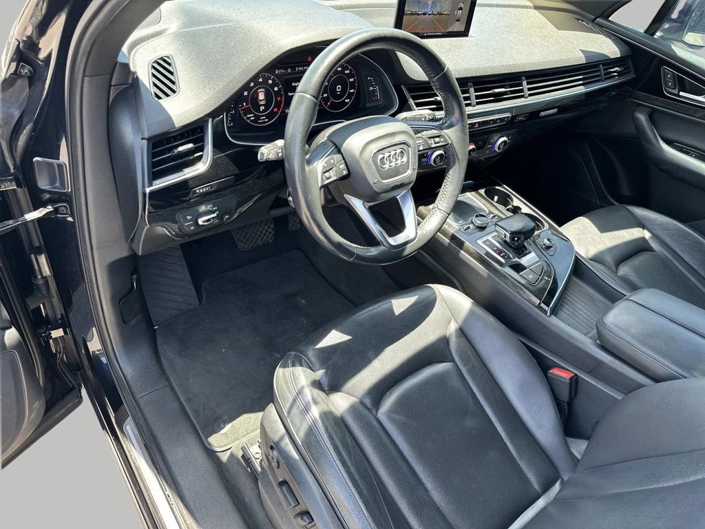 Used 2017 Audi Q7 2.0T Premium Plus w/ Premium Plus Package AWD/4WD image 8