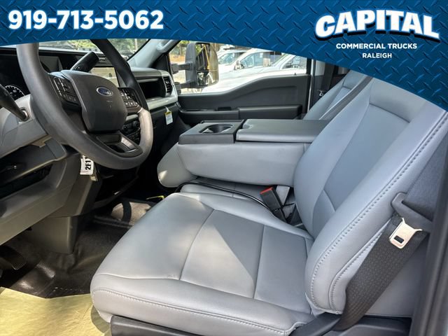 New 2026 Ford F550 4x4 Crew Cab image 21
