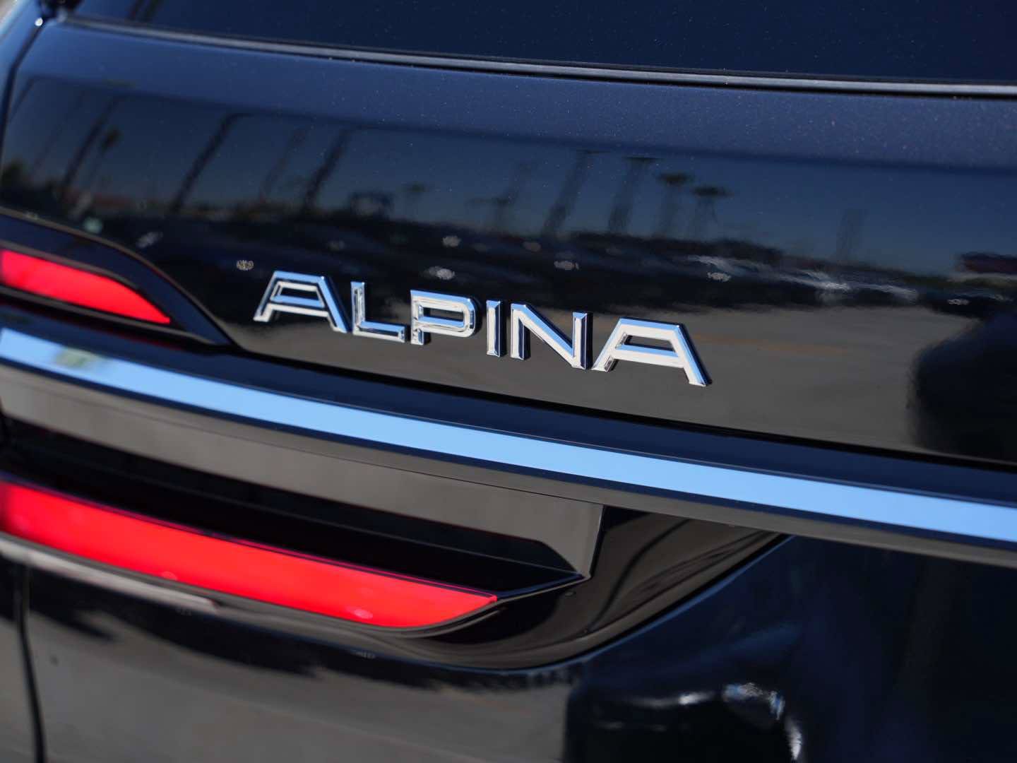 New 2026 BMW ALPINA XB7 AWD/4WD image 6