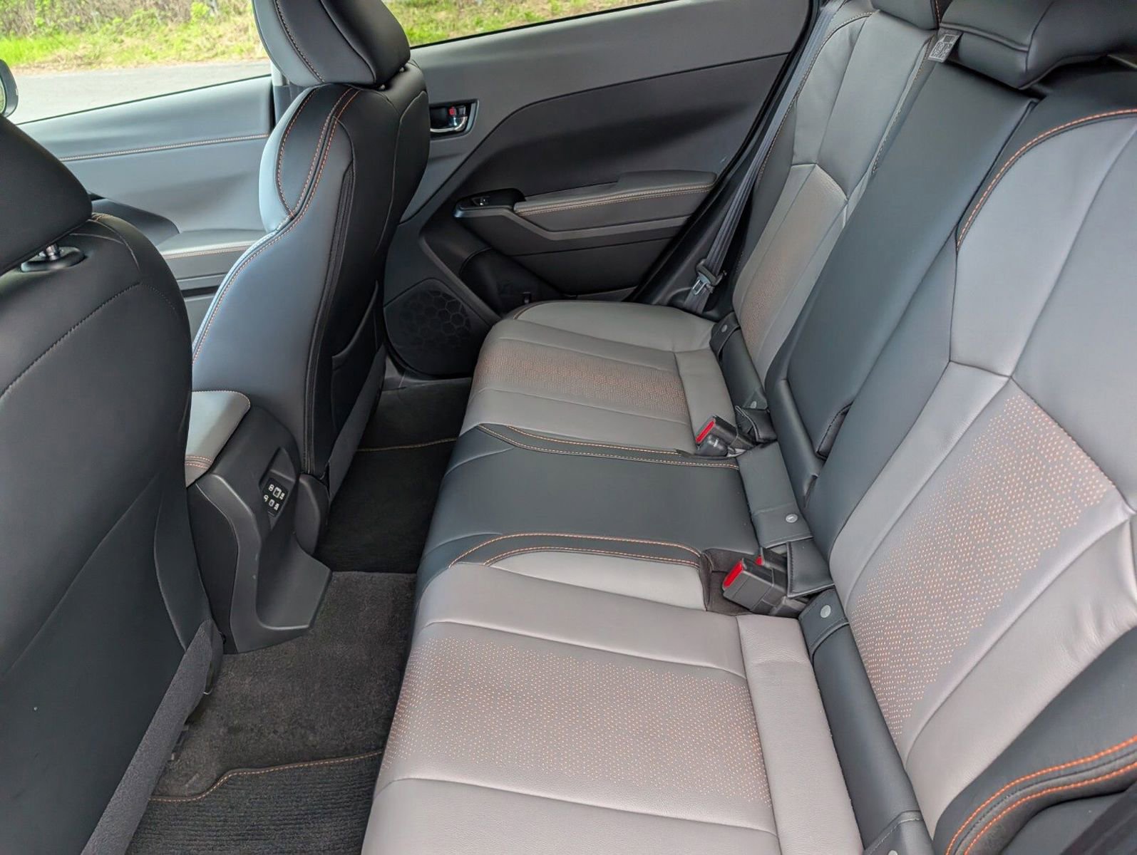 Used 2025 Subaru Crosstrek 2.5i Limited w/ Crosstrek Mirror Package image 17