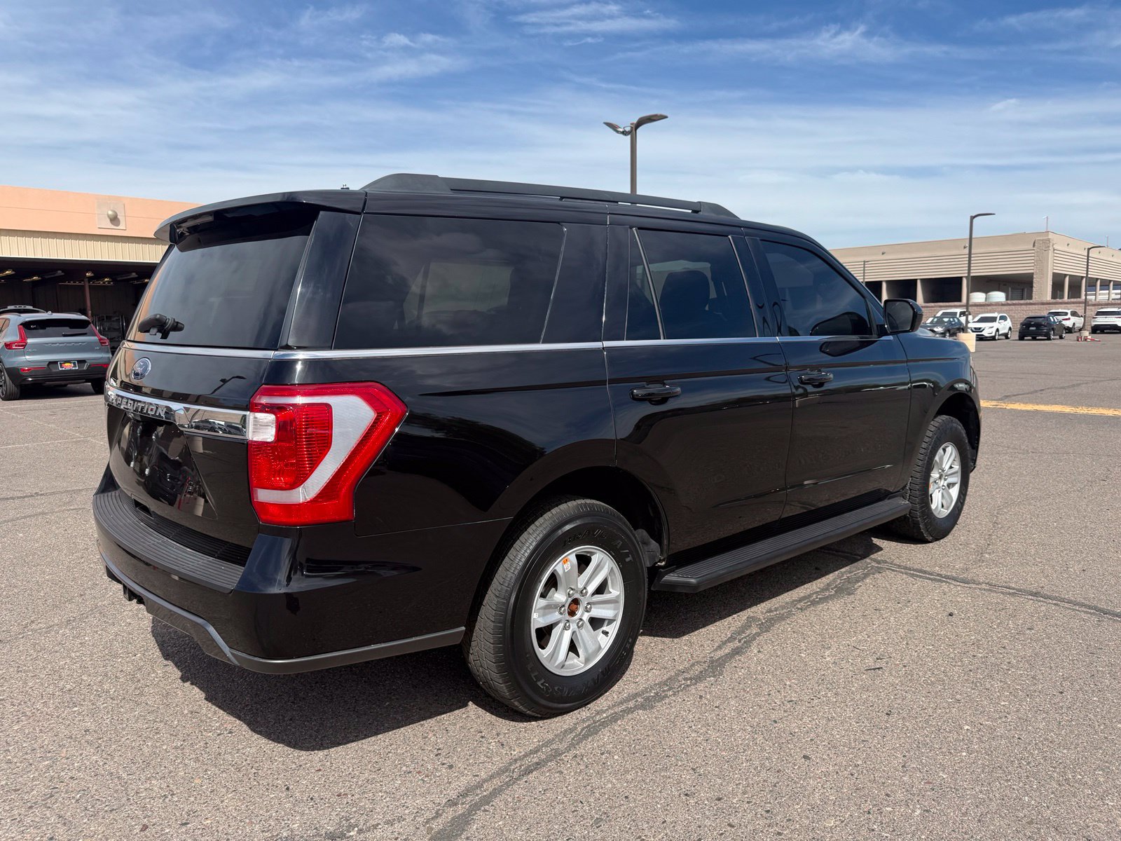Used 2020 Ford Expedition XL AWD/4WD image 5
