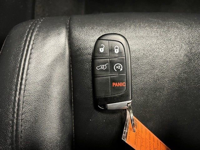 Used 2022 Jeep Grand Cherokee Limited image 50