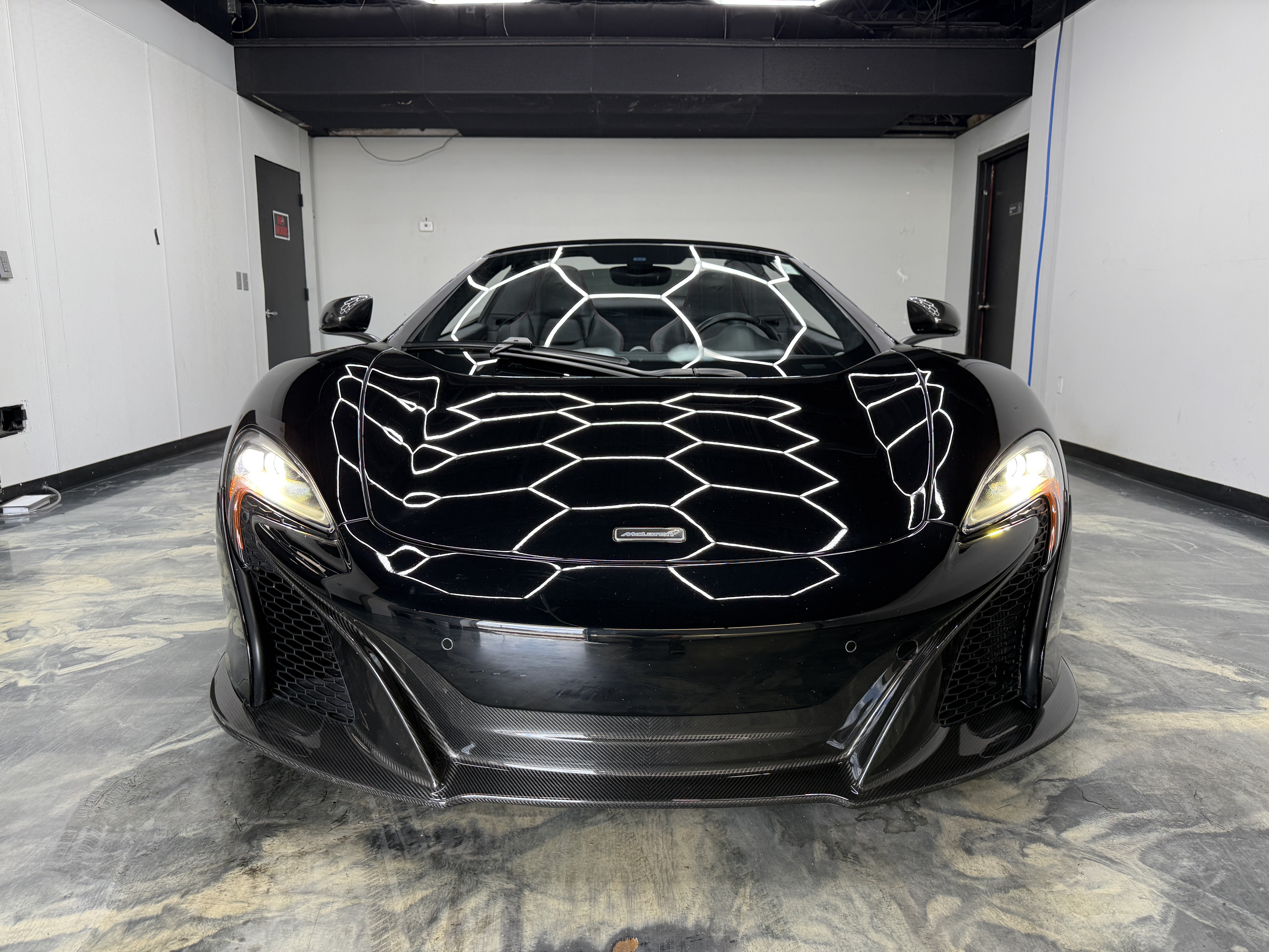 Used 2016 McLaren 650S Spider RWD image 5