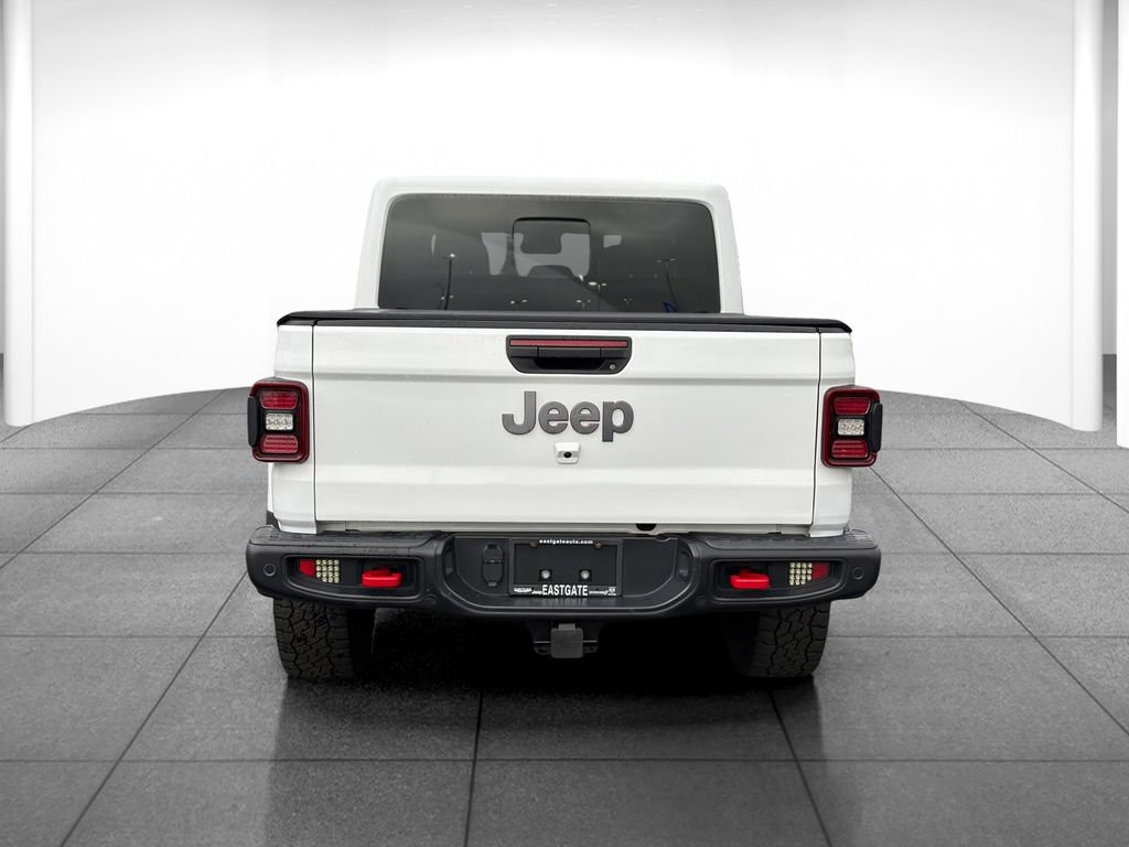 Used 2024 Jeep Gladiator Rubicon AWD/4WD image 6