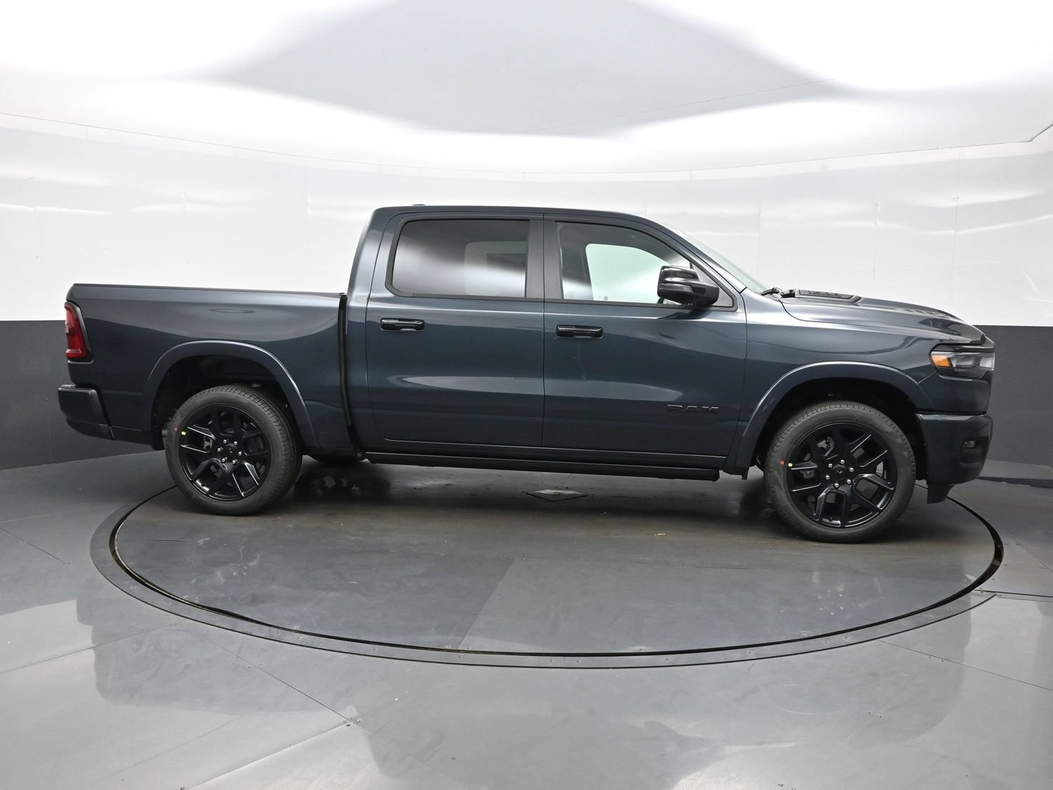New 2027 RAM 1500 Laramie w/ Night Edition AWD/4WD image 10