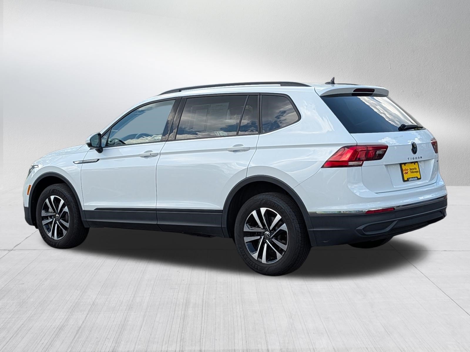Certified 2023 Volkswagen Tiguan S AWD/4WD image 5