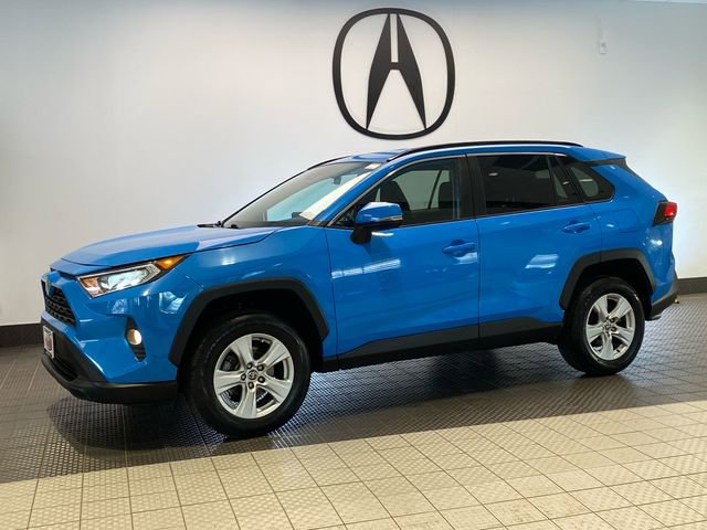 Used 2021 Toyota RAV4 XLE AWD/4WD image 3