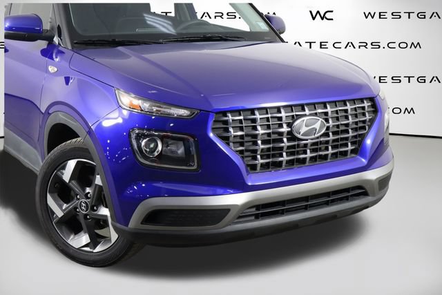 Used 2025 Hyundai Venue SEL FWD image 43