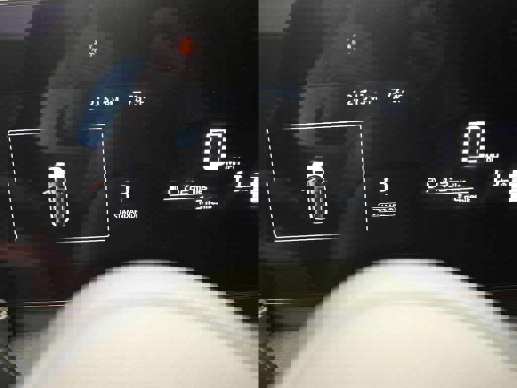 New 2026 Nissan Kicks SV image 15