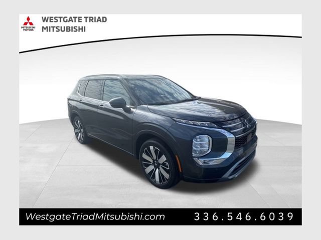 New 2026 Mitsubishi Outlander SEL FWD image 1