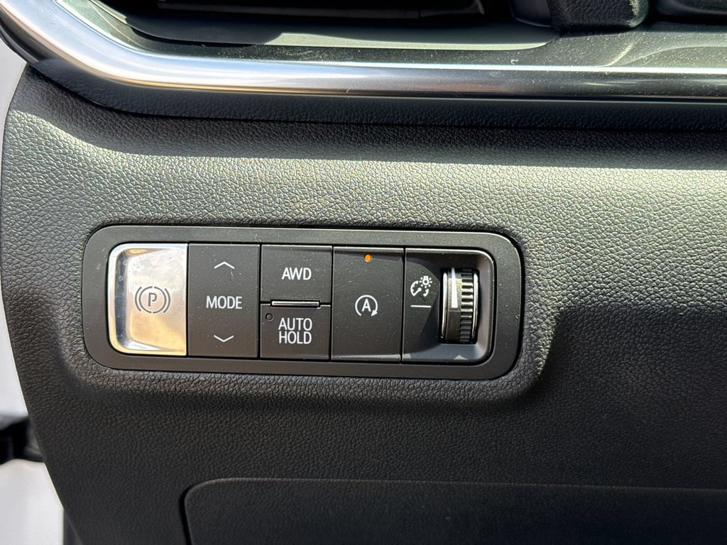 New 2026 GMC Terrain Elevation w/ Elevation Premium Package AWD/4WD image 20