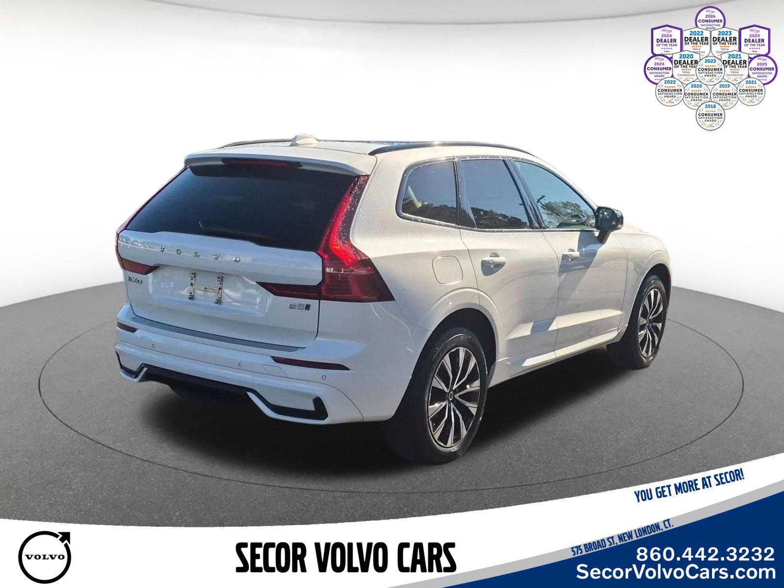 Certified 2024 Volvo XC60 B5 Core w/ Protection Package Premier AWD/4WD image 5