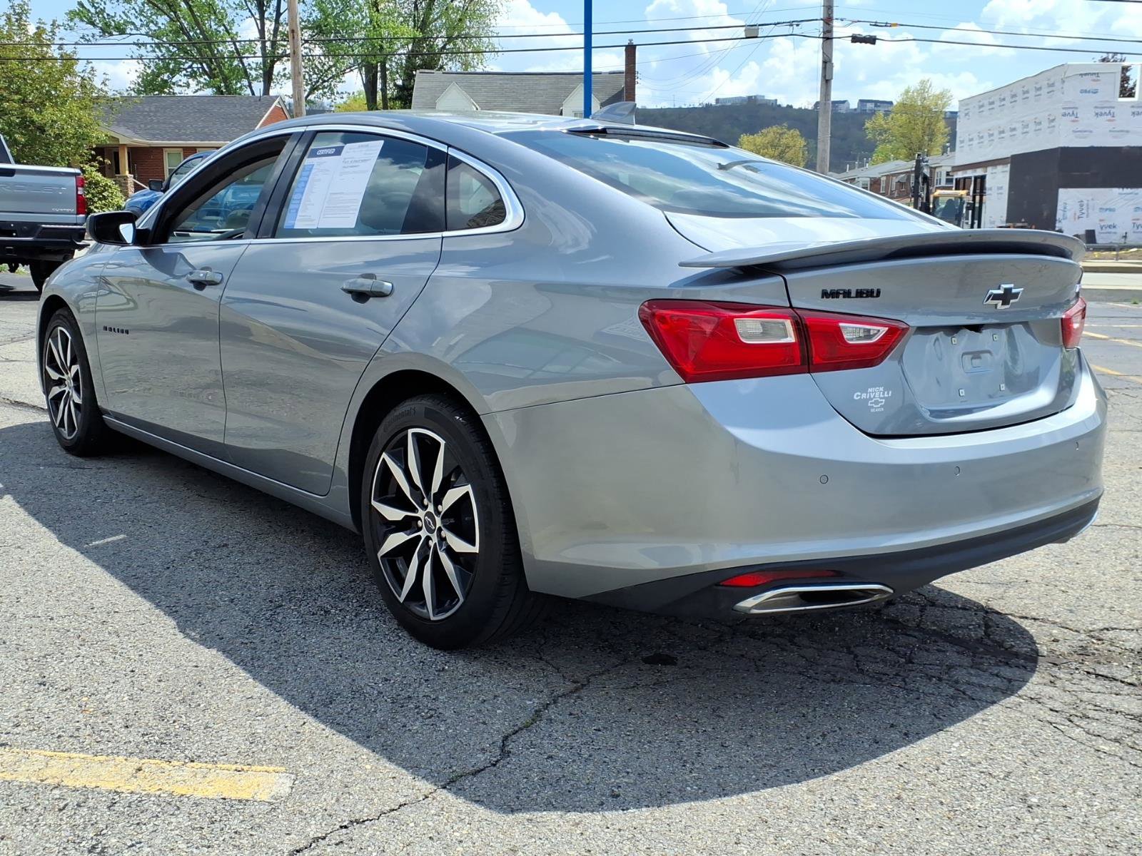 Used 2023 Chevrolet Malibu RS w/ Driver Confidence Package FWD image 4