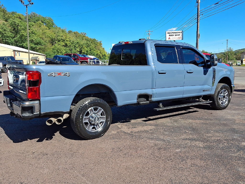 Used 2023 Ford F350 Lariat AWD/4WD image 11