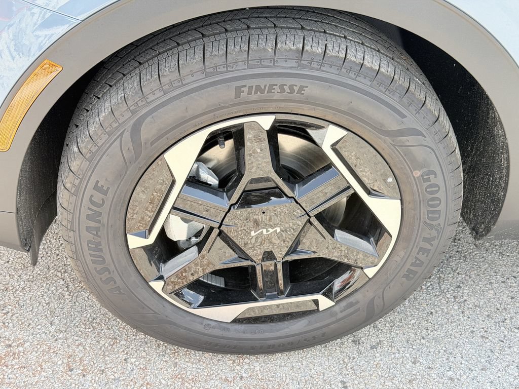 New 2027 Kia Sportage S FWD image 8