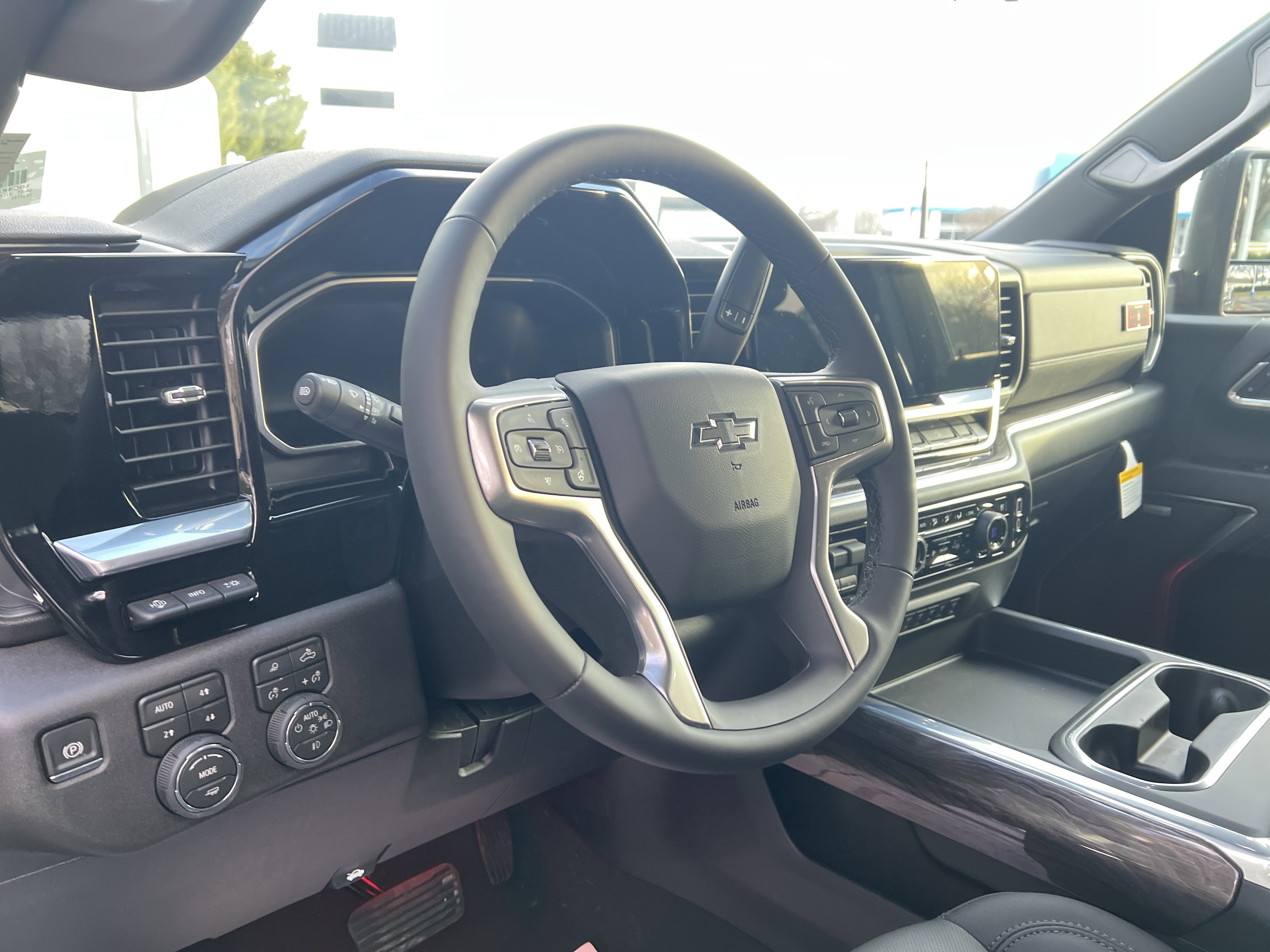 New 2026 Chevrolet Silverado 2500 LTZ w/ Trail Boss Package image 17