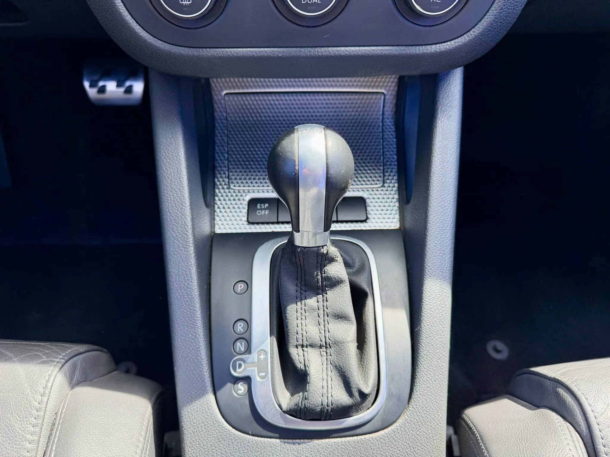 Used 2008 Volkswagen R32 image 34