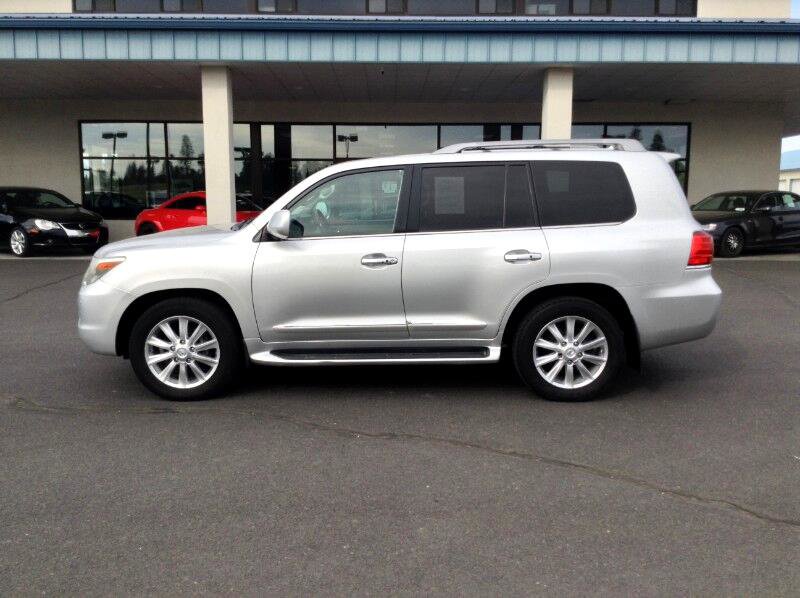 Used 2009 Lexus LX 570 4WD w/ Preferred Accessory Pkg image 2