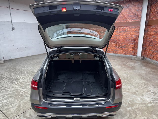 Certified 2023 Mercedes-Benz E 450 4MATIC All-Terrain Wagon w/ Premium Package image 27