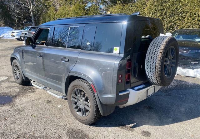 Used 2024 Land Rover Defender 110 S image 6