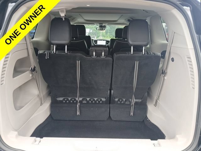Certified 2023 Chrysler Pacifica Limited FWD image 9