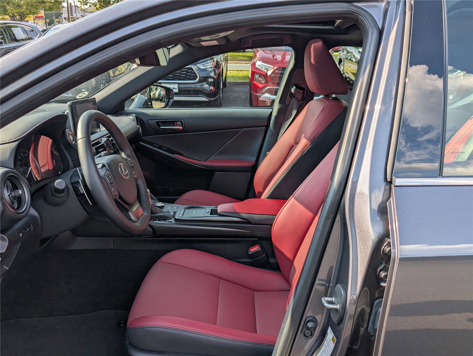 Certified 2025 Lexus IS 300 w/ Comfort Package image 15